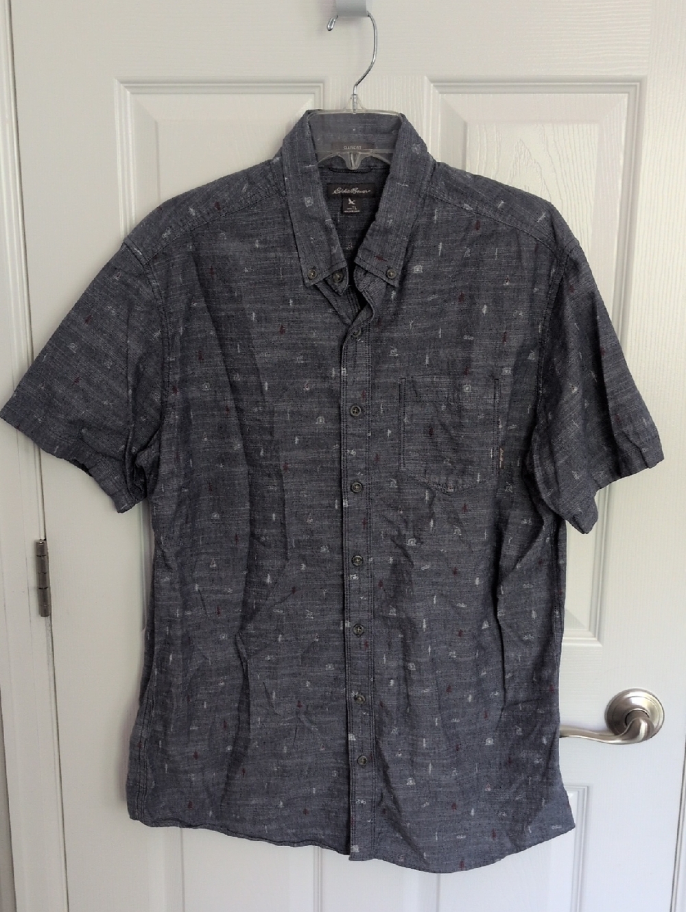 Eddie Bauer Men's Short Sleeve Chambray Camping Themed Button Down - TL